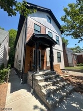 Building Photo - 88 Sanford Ave
