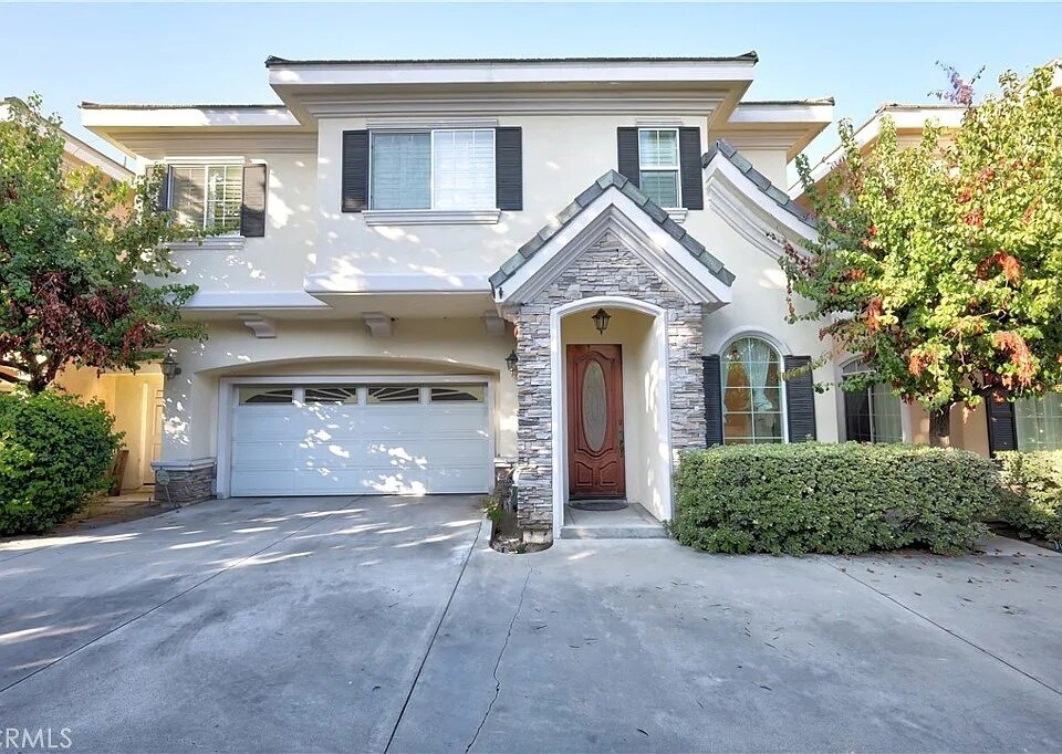 Foto principal - 529 S 5th Ave