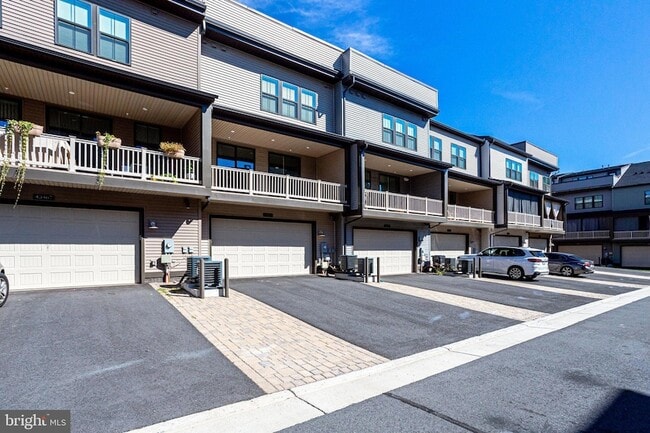 Photo - 43469 Grandmoore St Townhome