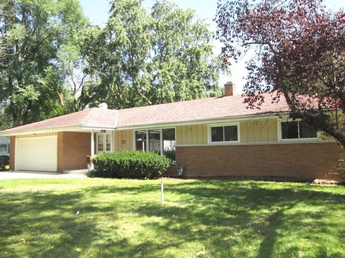 Foto principal - 11638 N Bobolink Ln