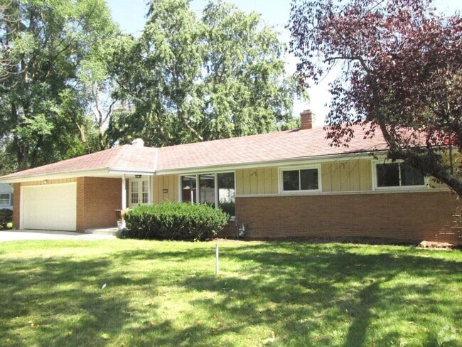Building Photo - 11638 N Bobolink Ln
