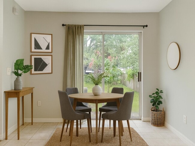 Foto del edificio - Updated 3BR/2BA Home in North Tampa – Mode...