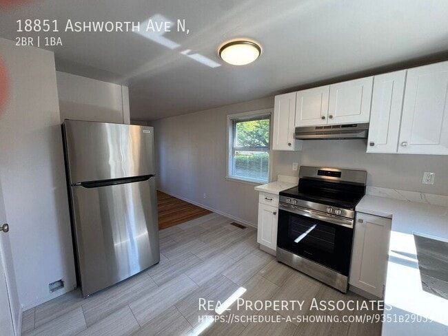 Foto del edificio - 18851 Ashworth Ave N