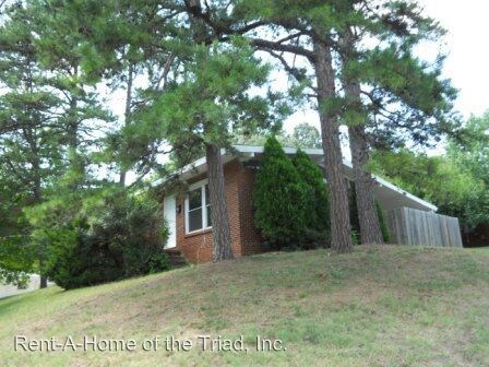 Primary Photo - 4000 Gentry St