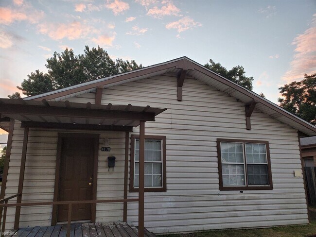 Foto del edificio - 4170 Hemphill St