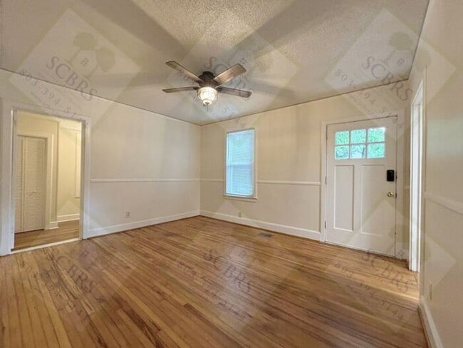 Foto del edificio - Charming 2-Bedroom Home in Rosewood Neighborhood