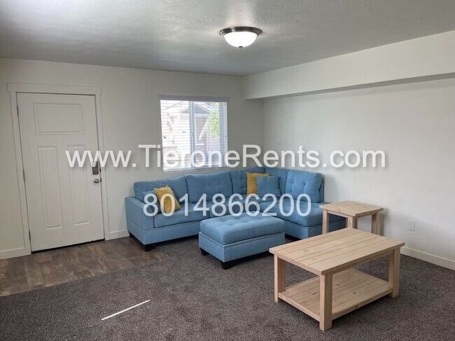 Building Photo - Move-In Special: 50% Off Your First Month'...