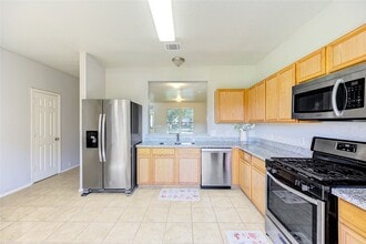 Building Photo - 18827 Sandelford Dr