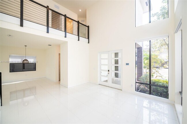 Building Photo - 8911 NW 160th Ter