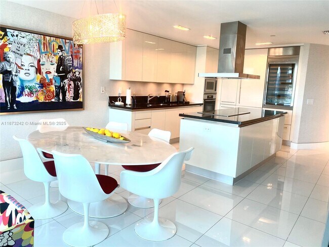 Foto del edificio - 2950 NE 188th St
