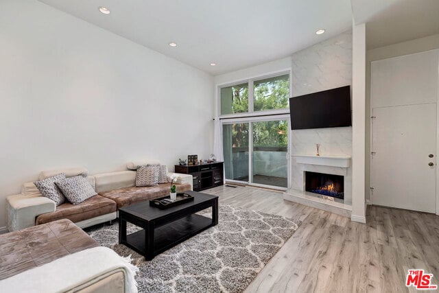 Building Photo - 1650 Palisades Dr