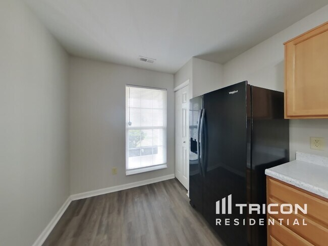 Foto del edificio - 2126 Rossington Ln