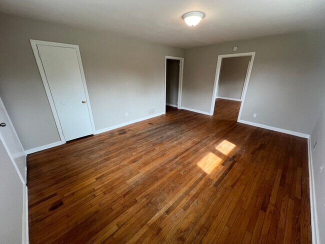 Building Photo - 416 Ammons Rd