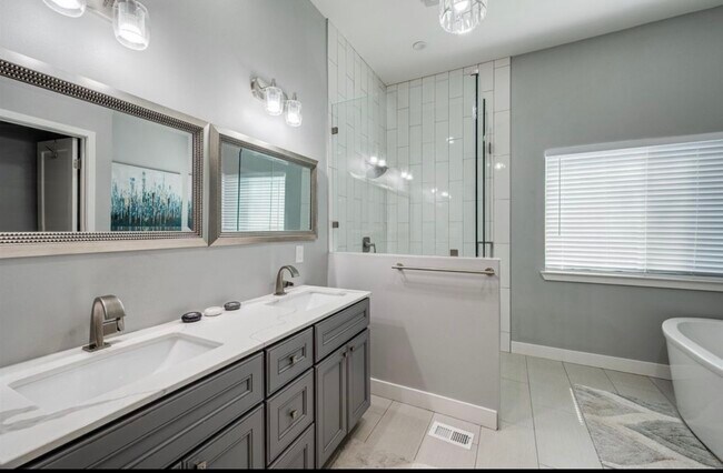 Foto del edificio - 9 Fawn Creek Ct