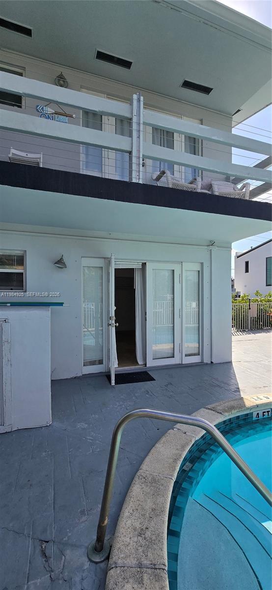 Building Photo - 2185 NE 123rd St