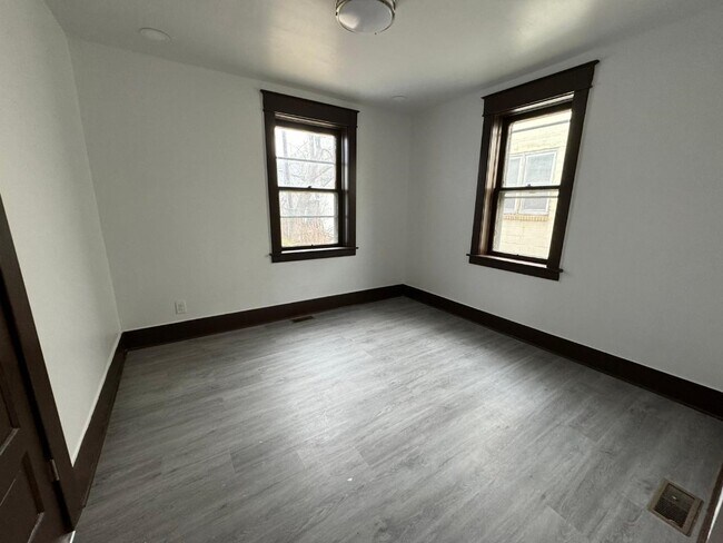 Foto del edificio - 1005 Pine St