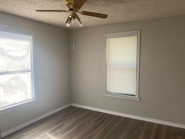 Foto del edificio - 3/2 in Quiet Denison Neighborhood