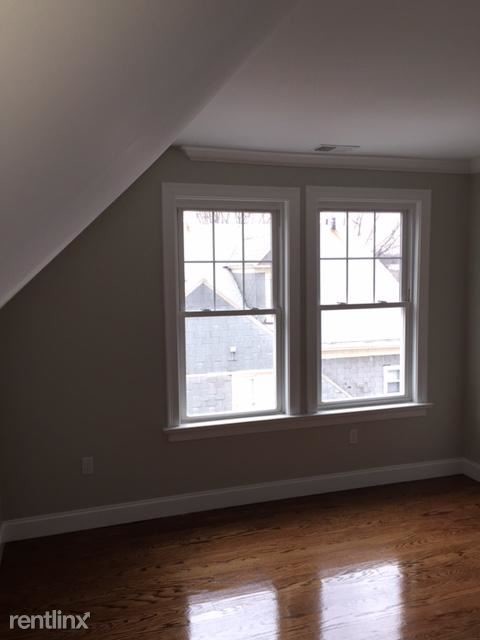 Building Photo - 52 Townsend St