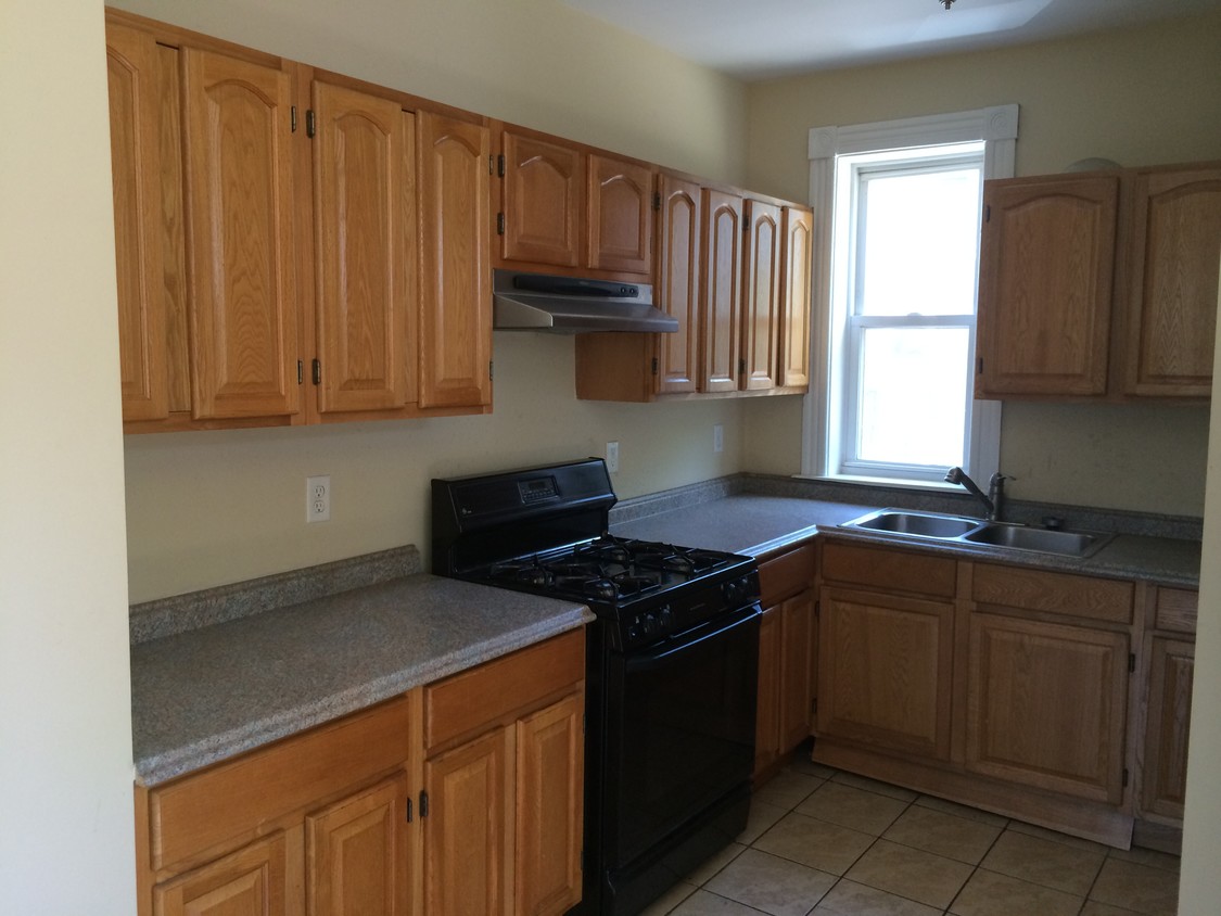 246 Federal St, Providence, RI 02909 - Apartments in Providence, RI ...