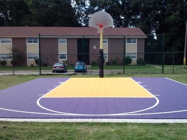 Foto del edificio - 201 Berryman Rd