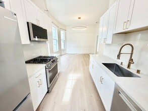 Building Photo - 937-941-941 Hayes St