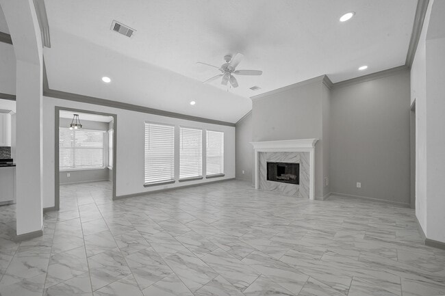 Building Photo - 3515 Walden Dr