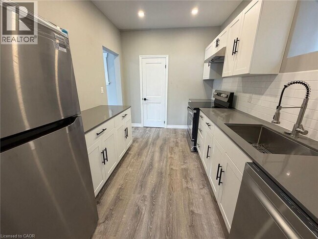 Photo du bâtiment - 169 Ottawa St S