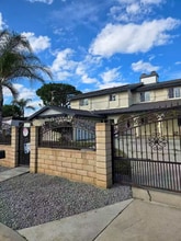 Building Photo - 4808 Ramona Pl