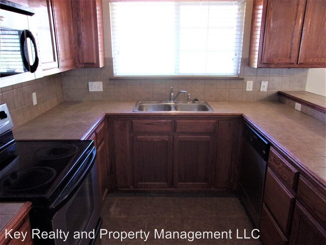 Building Photo - 3 br, 2 bath House - 9513 APPLE DR
