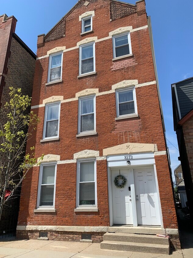 Primary Photo - 3222 S Aberdeen St