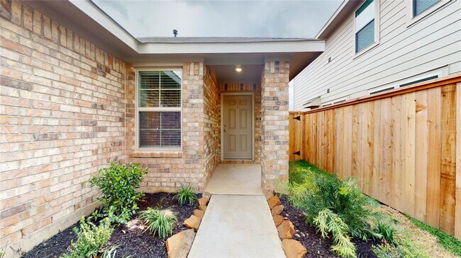 Foto del edificio - 1206 Silver Fir Ct