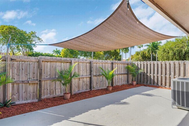 Foto del edificio - 7730 SW 156th Ct