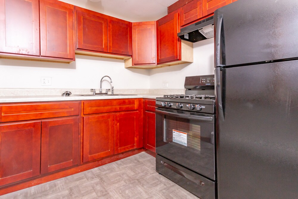 Foto principal - 7945 S Dobson Ave