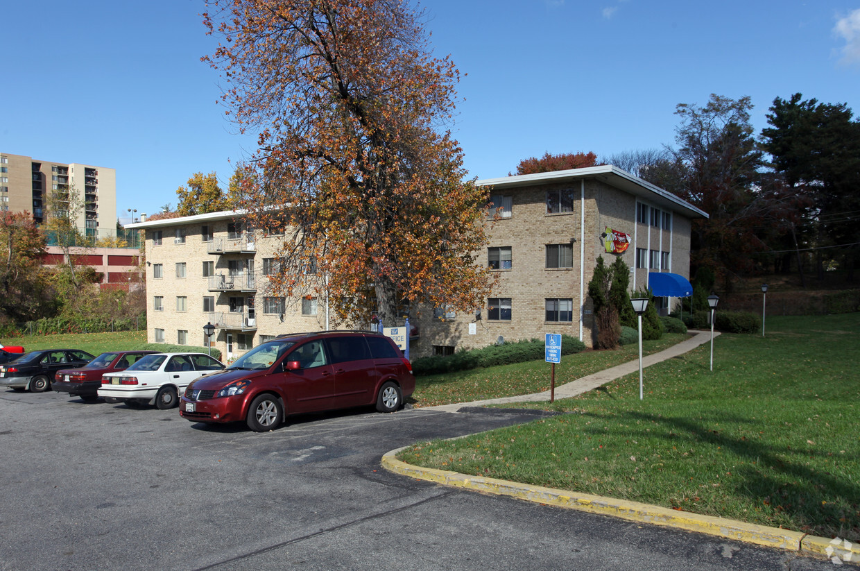 Primary Photo - Coronado Apartments