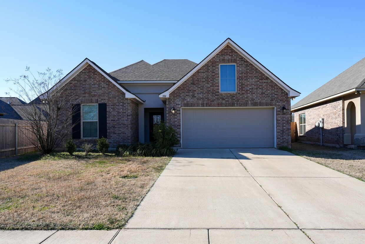 Foto principal - Beautiful 3 bedroom/2 bathroom in Willow H...