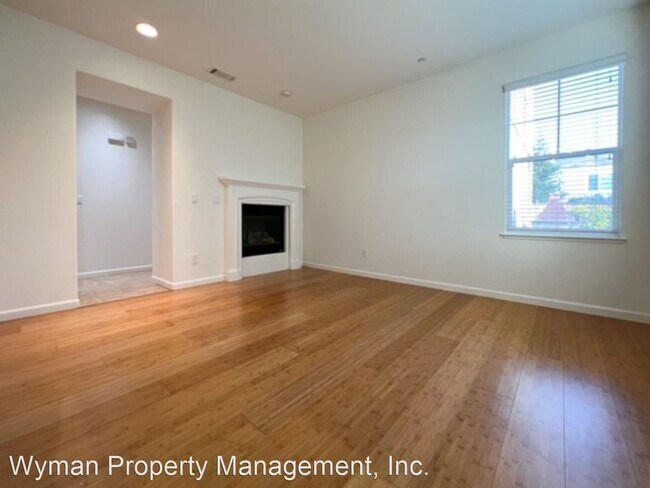 Foto del edificio - 3 br, 2.5 bath House - 735 Ponder Ct.