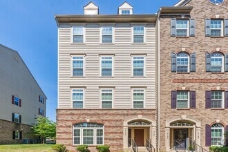 Building Photo - 14194 Haro Trl