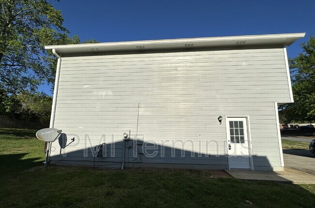 Foto del edificio - 76 Winward Way SE