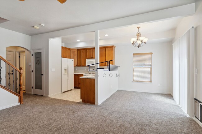 Foto del edificio - Well Maintained South Ogden 3 Bedroom Home!
