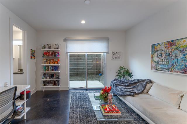 Foto del edificio - 4943 Lexington Ct