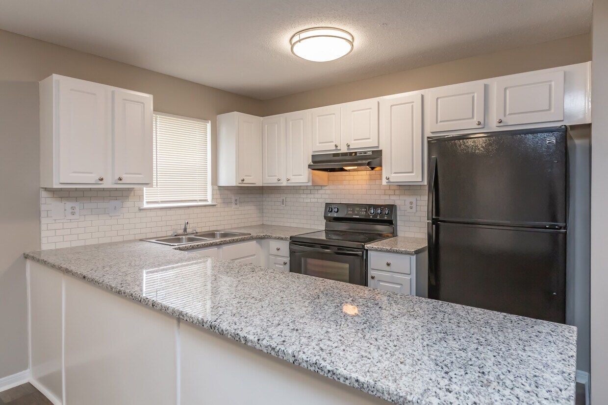 Pinehurst Villas Apartments Apartments in Opelika, AL