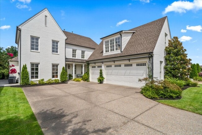 Unfurnished Luxury Home in Germantown with Lake Views & Wildlife - Unfurnished Luxury Home in Germantown with Lake Views & Wildlife