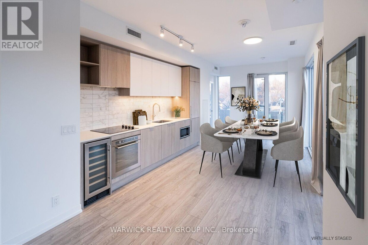 Photo principale - 2020 Bathurst St