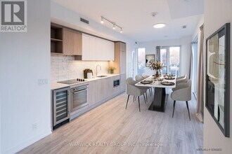 Building Photo - 2020 Bathurst St