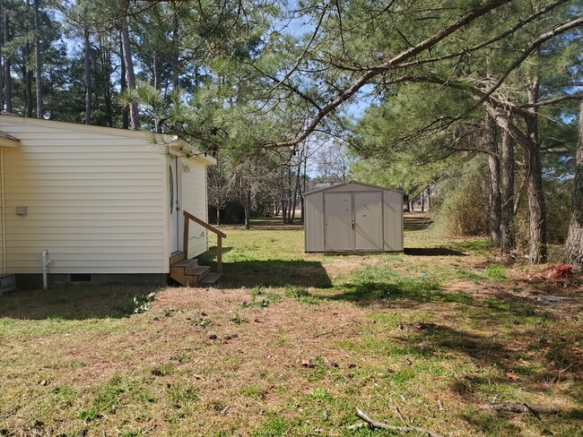 Foto del edificio - 2125 Carrsville Hwy