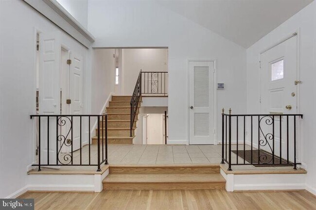 Foto del edificio - 5400 Greystone St