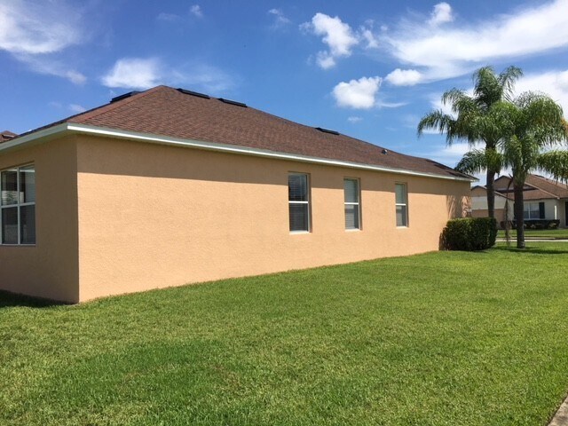 Foto del edificio - Beautiful 3BD / 2BA Home in Gated Communit...