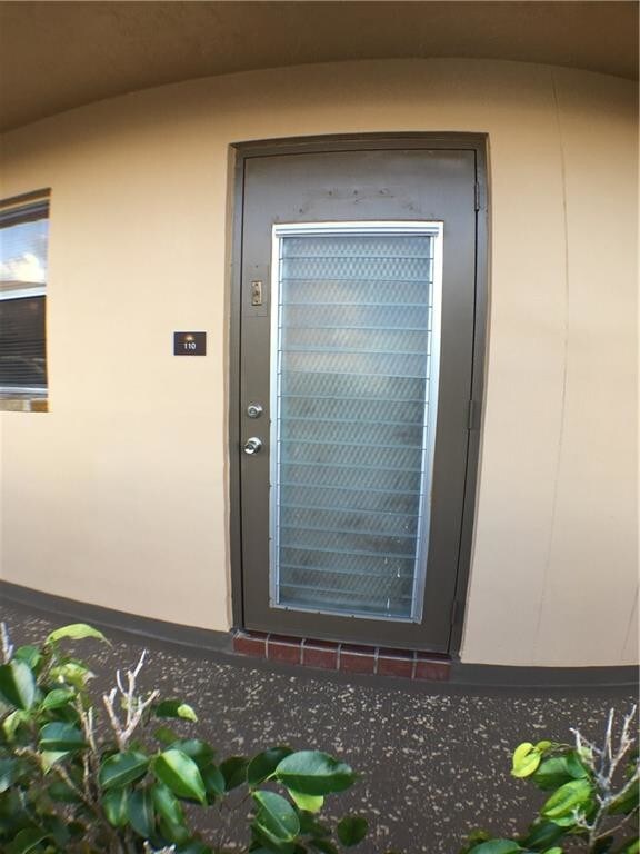 Foto del edificio - 9360 Sunrise Lakes Blvd