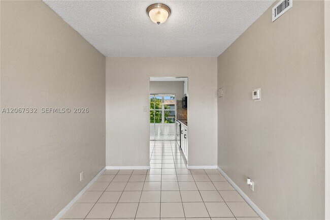 Foto del edificio - 7305 NW 5th Pl