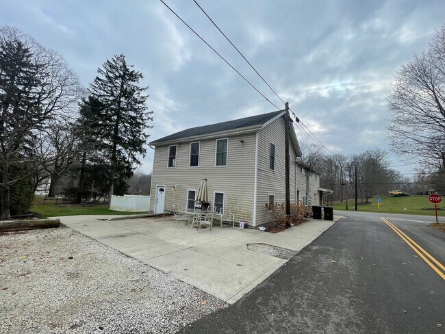 Foto del edificio - 3376 Old Weymouth Rd
